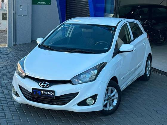 HYUNDAI HB20 1.0 COMFORT 12V FLEX 4P MANUAL HYUNDAI HB20 1.0 COMFORT 12V FLEX 4P MANUAL